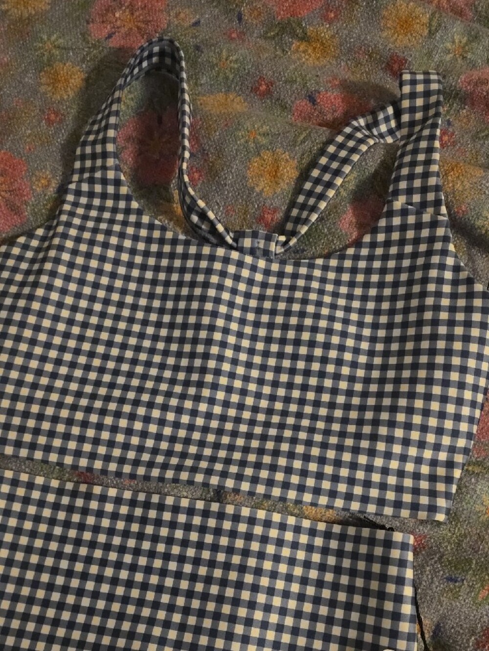 ALO Yoga Blue and White Gingham Set - Picture 4 of 7
